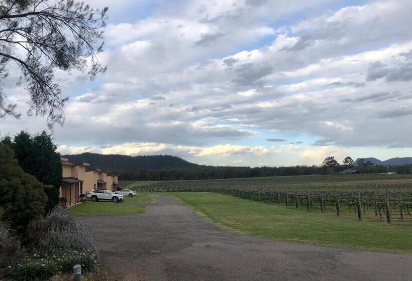 בית מלון כפרי Nightingale Villas