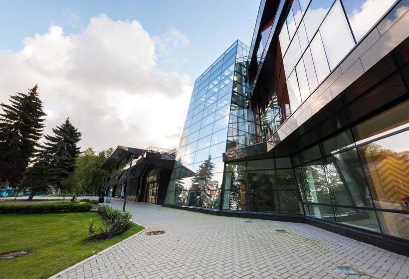 Отель Parklane Resort And Spa