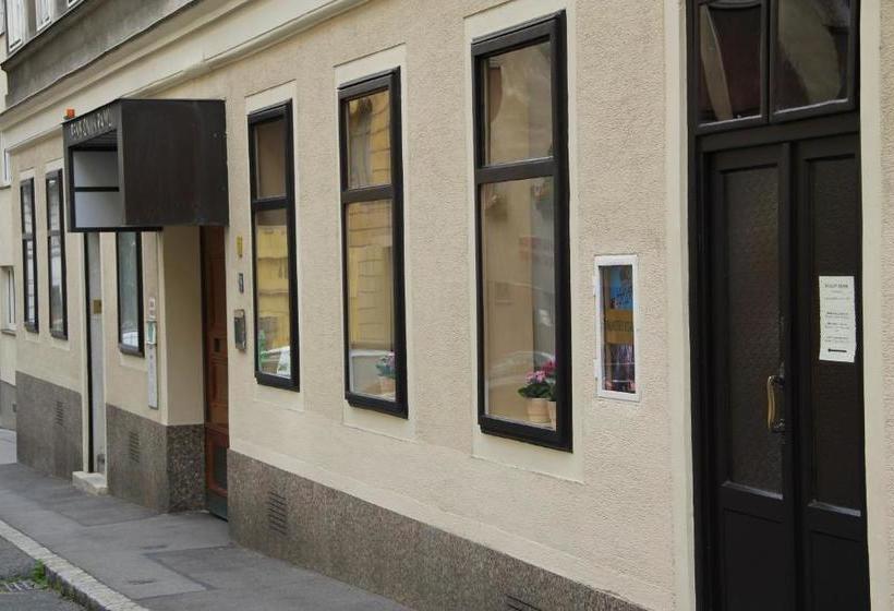 هتل Pension Kraml