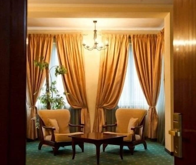 בית מלון כפרי Pensiunea La Residenza