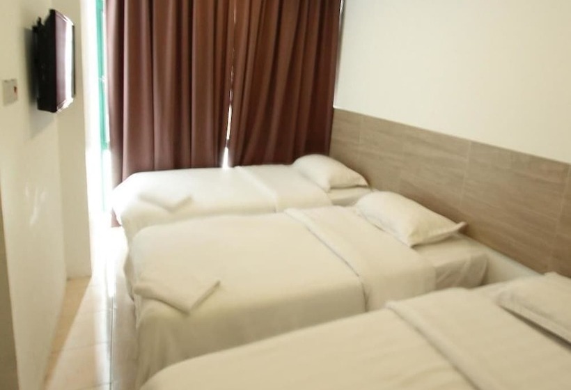 هتل Place2stay   Airport