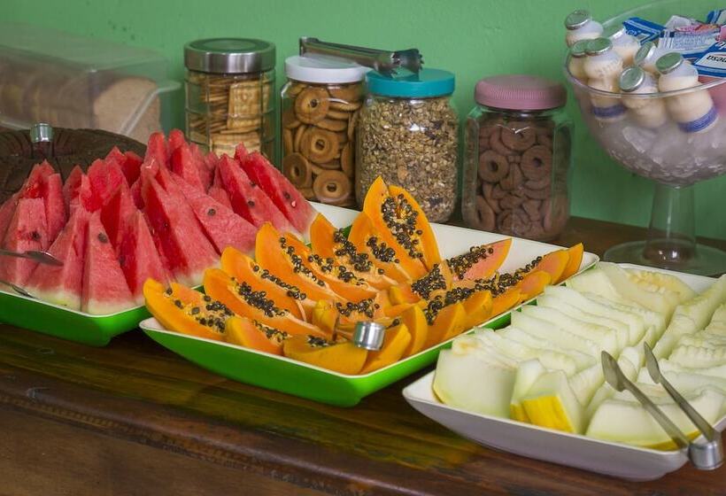 Отель Pousada Camila