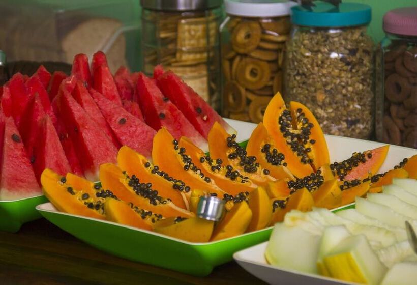 Отель Pousada Camila