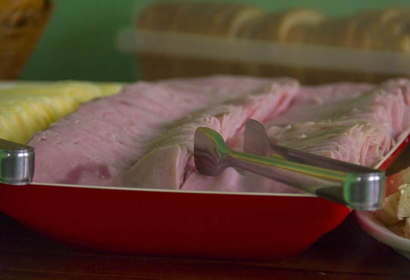 Отель Pousada Camila