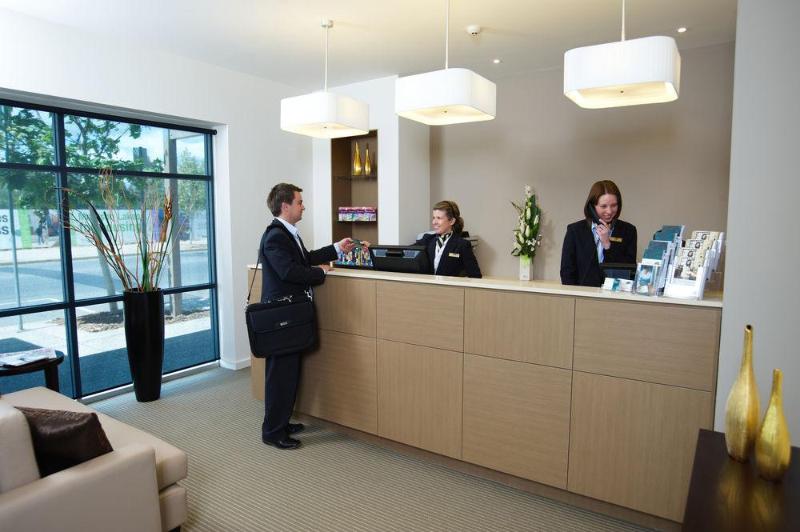 בית מלון כפרי Quest Mawson Lakes