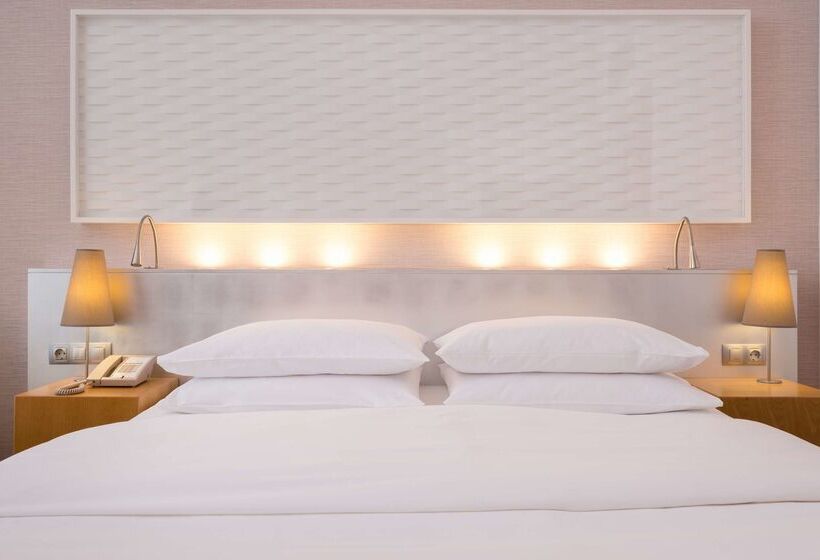 هتل Radisson Resort, Zavidovo