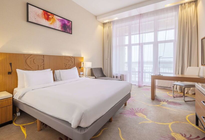 هتل Radisson Resort, Zavidovo