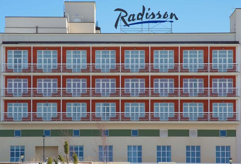 هتل Radisson Resort, Zavidovo