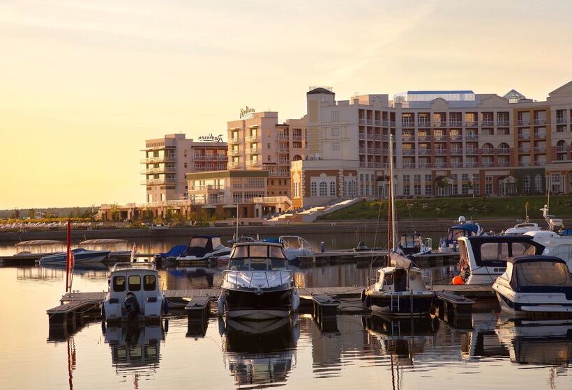 هتل Radisson Resort, Zavidovo