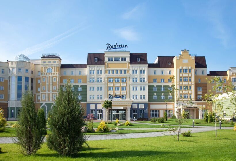 هتل Radisson Resort, Zavidovo