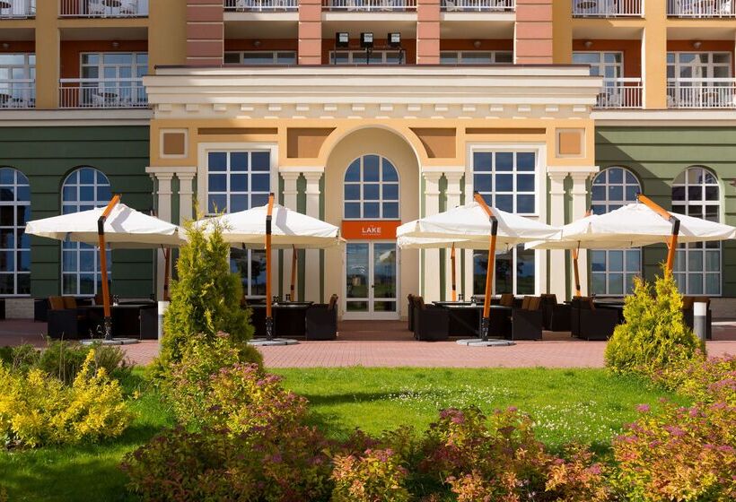 هتل Radisson Resort, Zavidovo