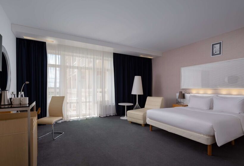 هتل Radisson Resort, Zavidovo