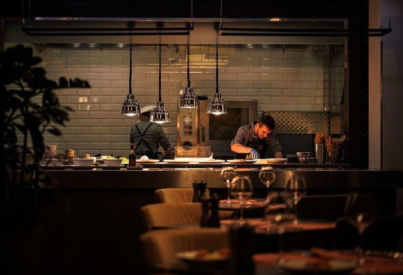 هتل Radisson Resort, Zavidovo