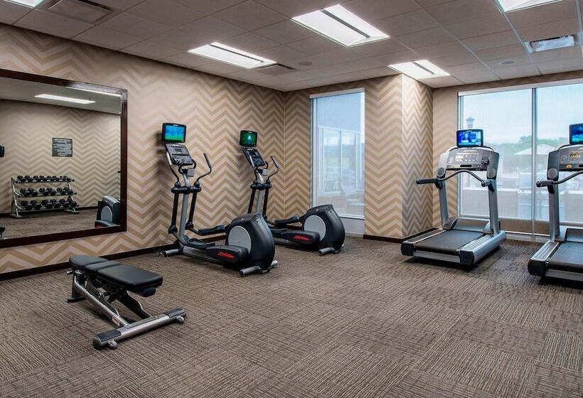 בית מלון כפרי Residence Inn By Marriott Regina