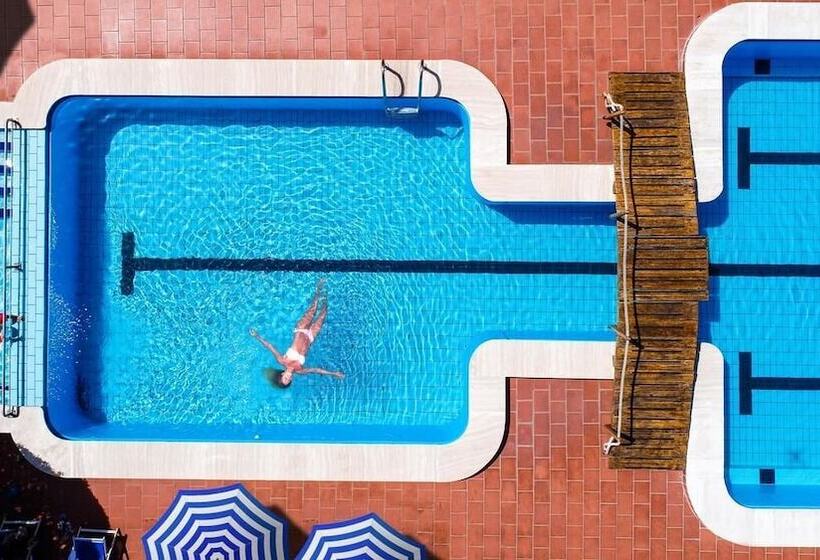 هتل Residence Sant'anna