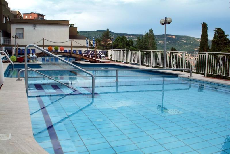 هتل Residence Sant'anna