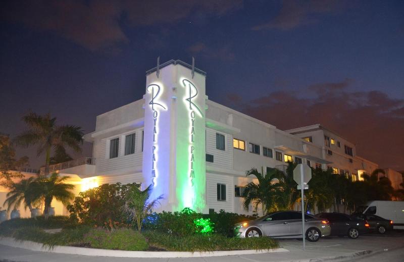 هتل Royal Palms Resort & Spa