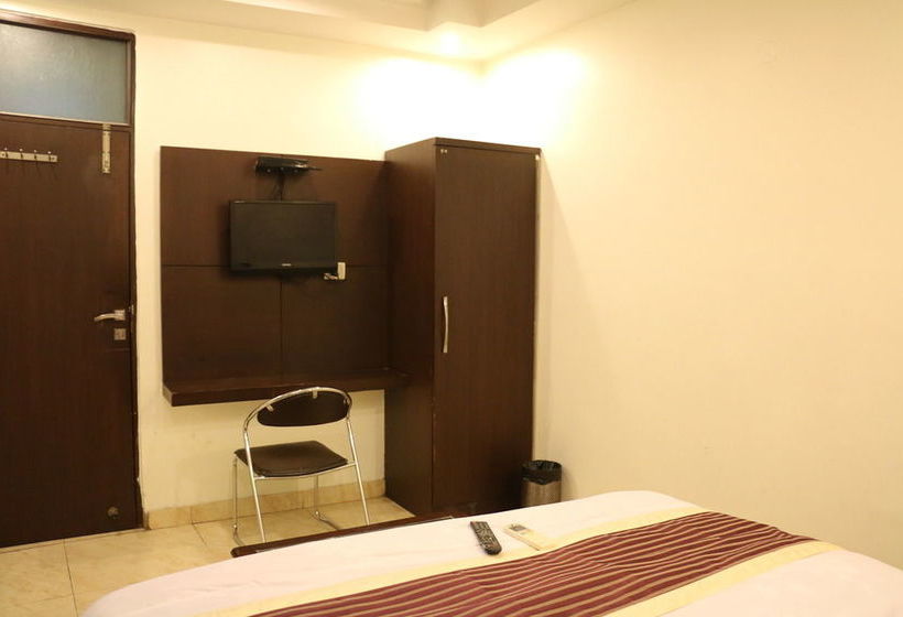 酒店 Seven Seas Inn