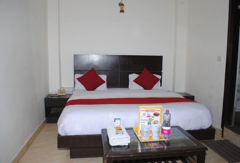 酒店 Seven Seas Inn