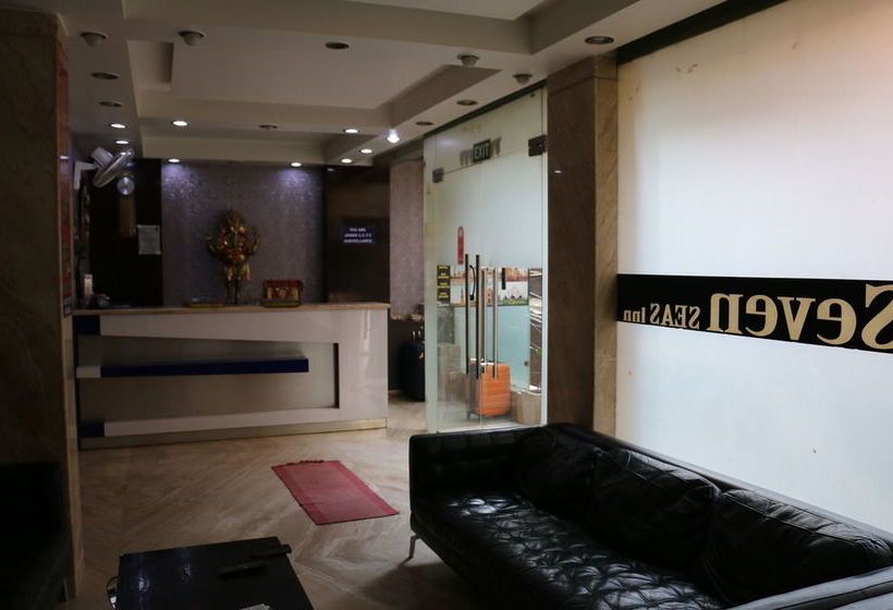 酒店 Seven Seas Inn