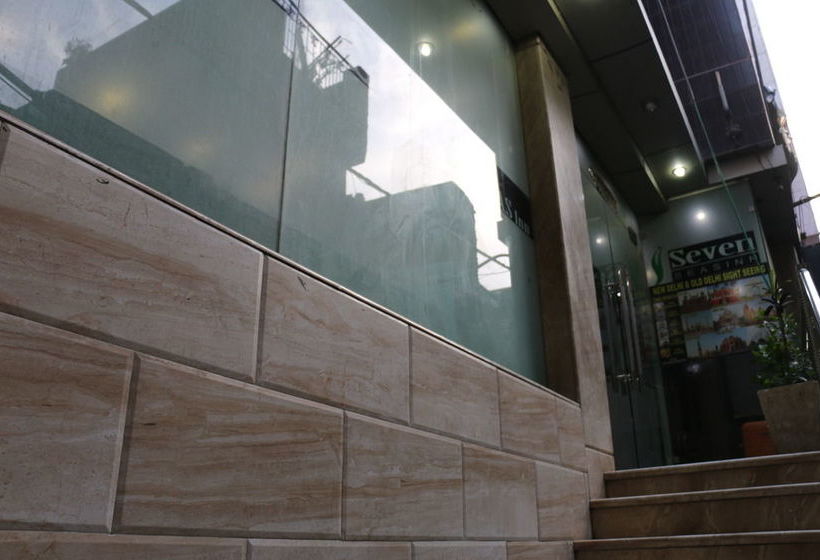 호텔 Seven Seas Inn