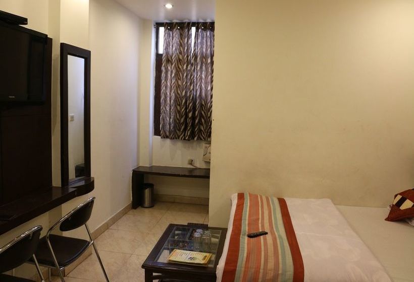 Отель Seven Seas Inn