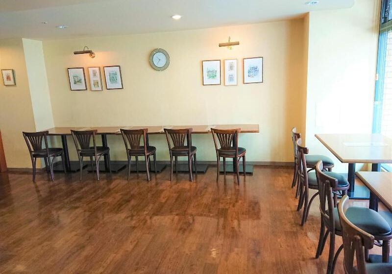 Smile Hotel Kobe Motomachi