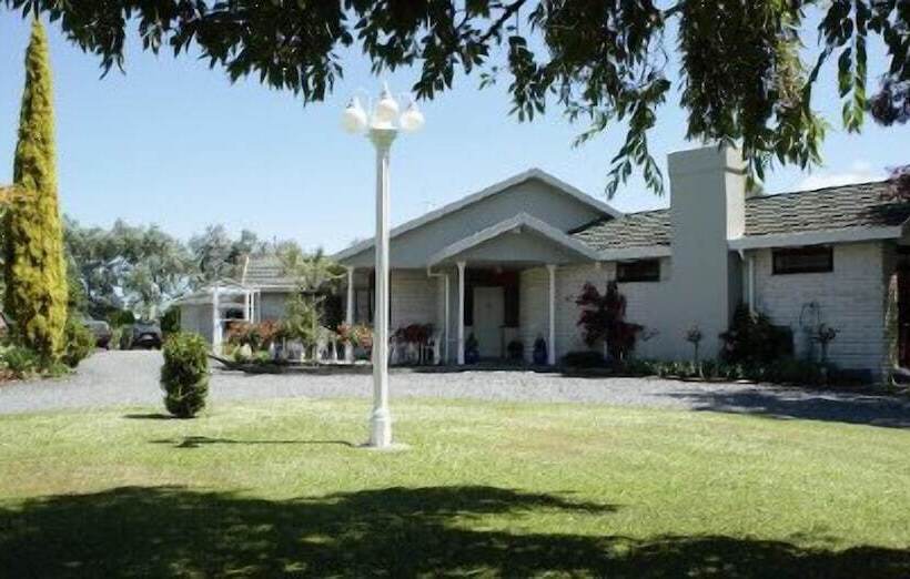 فندق Somersal Bed & Breakfast