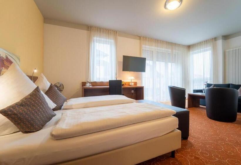 בית מלון כפרי St Georg  Regensburg