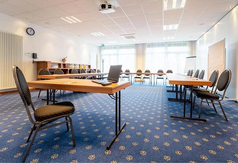 בית מלון כפרי St Georg  Regensburg