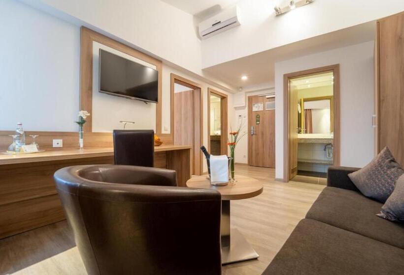 בית מלון כפרי St Georg  Regensburg