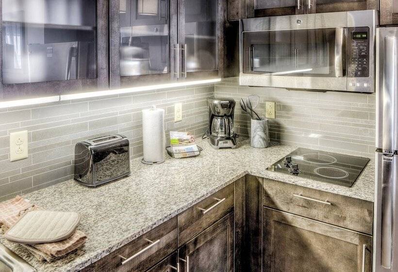 فندق Staybridge Suites   University Area Osu, An Ihg