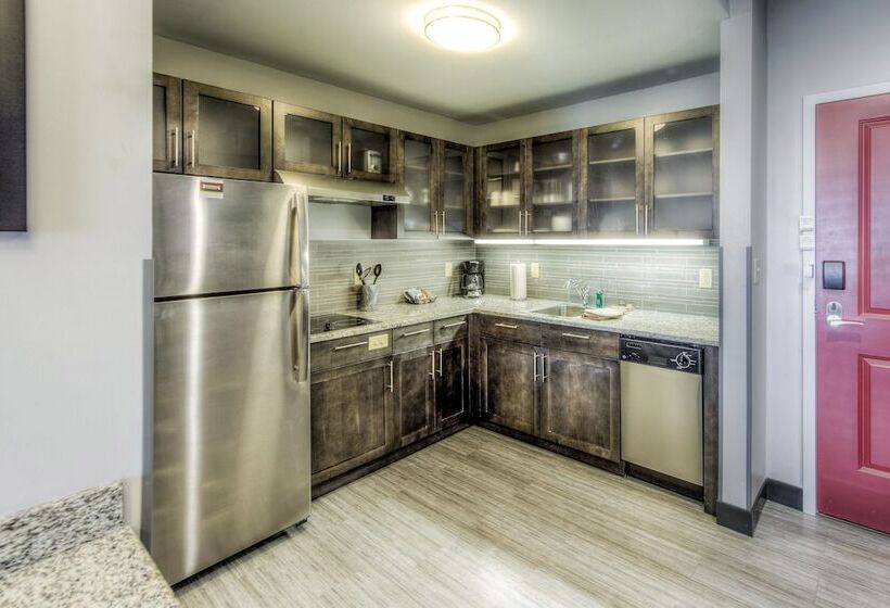 فندق Staybridge Suites   University Area Osu, An Ihg