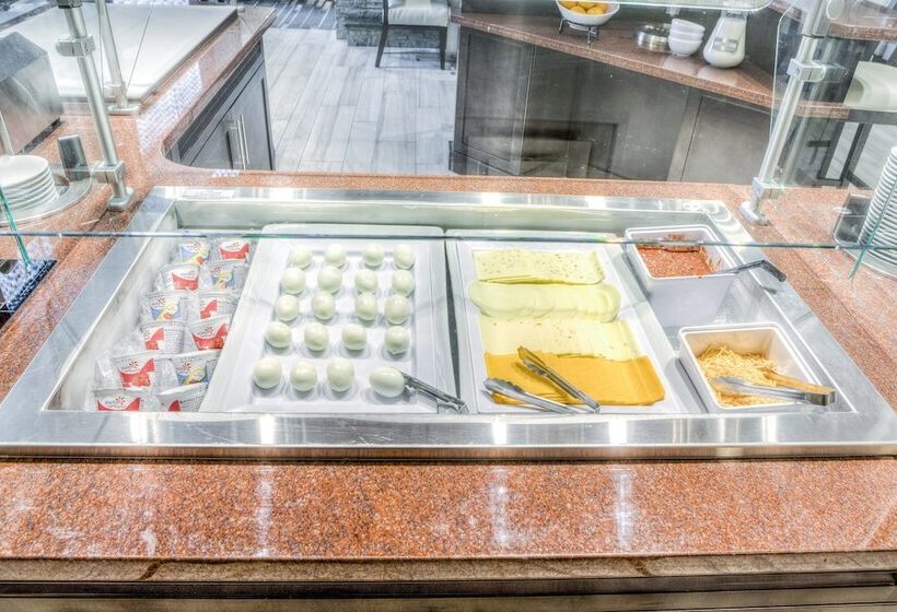 فندق Staybridge Suites   University Area Osu, An Ihg