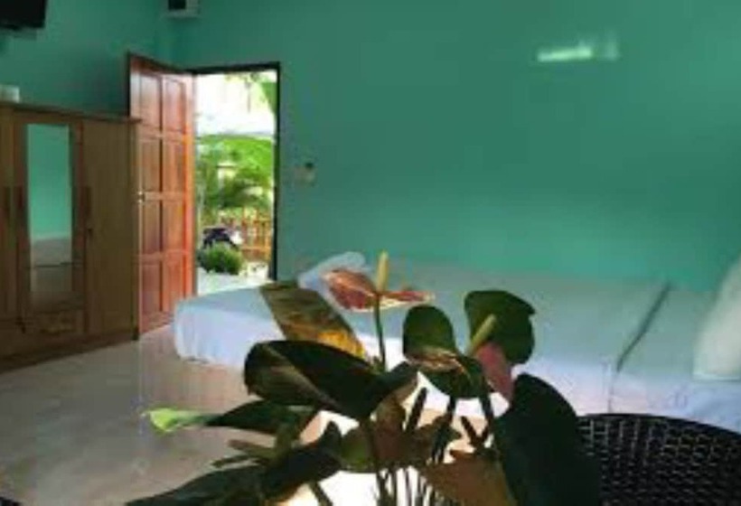 בית מלון כפרי Stella Resort Khanom