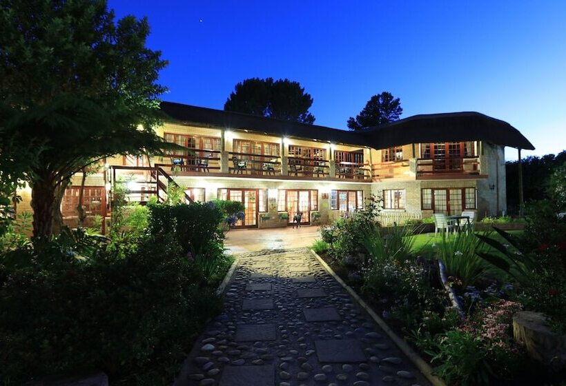 ホテル Storms River Guest Lodge
