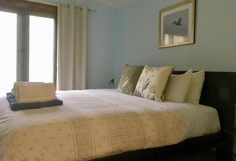 ホテル Sutton Spring Art Retreats