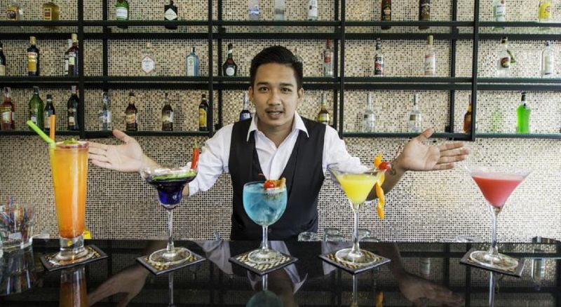 호텔 The Lunar Patong