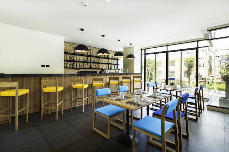 호텔 The Lunar Patong