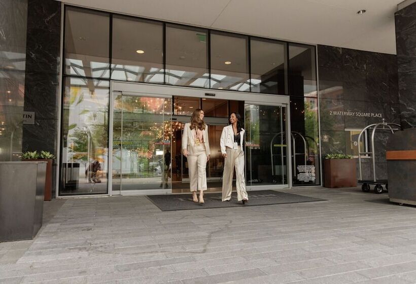 Отель The Westin At The Woodlands