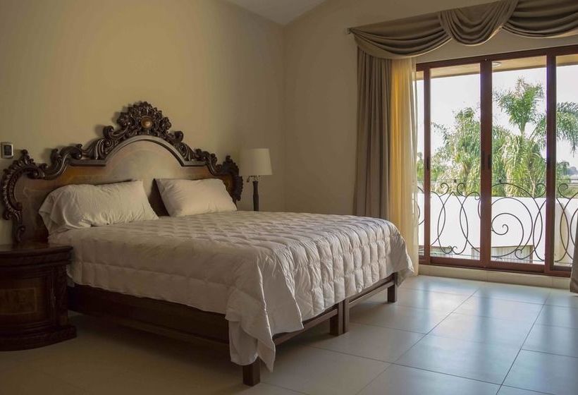 בית מלון כפרי Tiffany Boutique & Spa