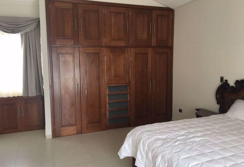 בית מלון כפרי Tiffany Boutique & Spa