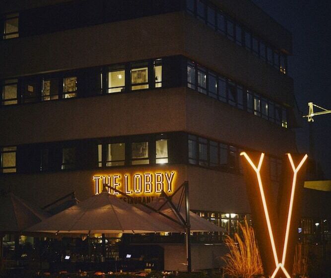 فندق V Fizeaustraat