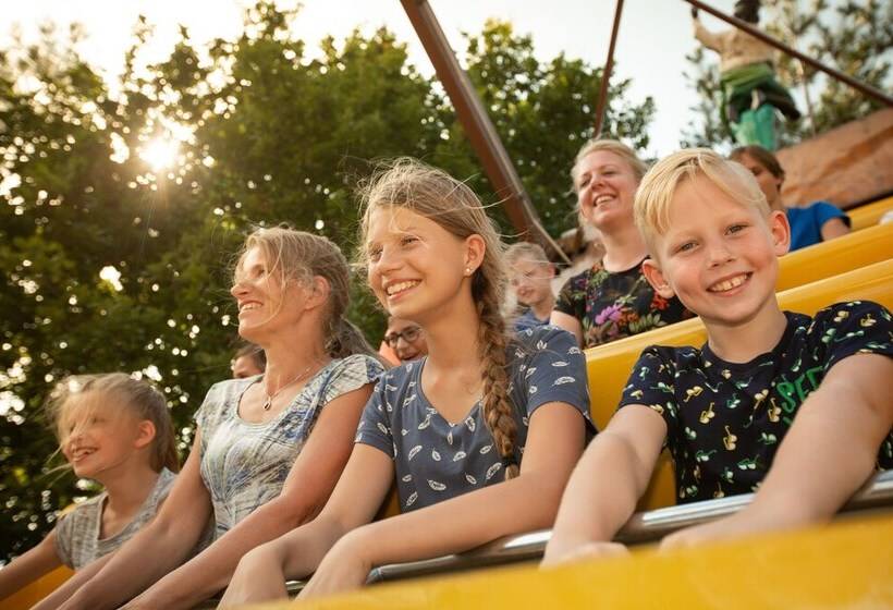 فندق Vakantiepark Slagharen