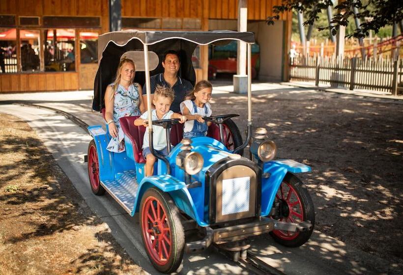 فندق Vakantiepark Slagharen