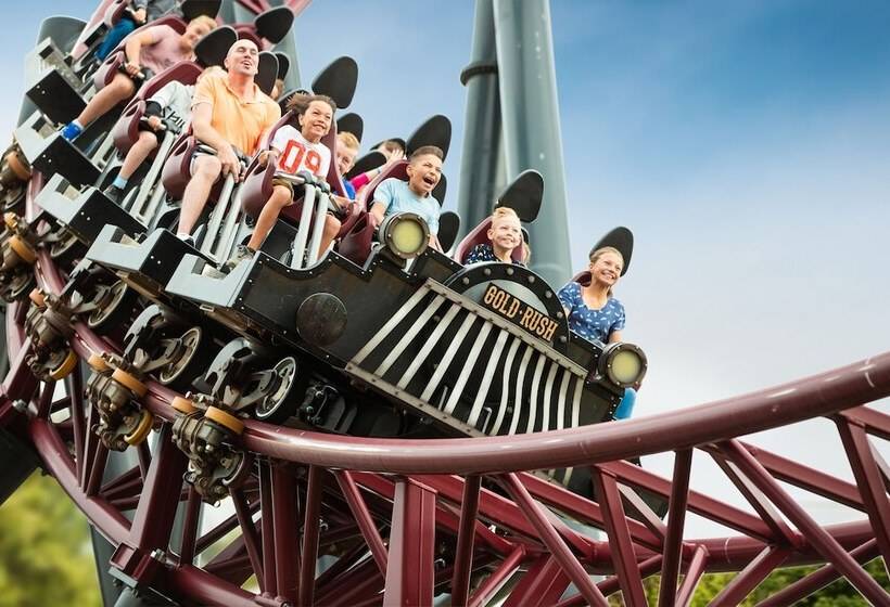 فندق Vakantiepark Slagharen