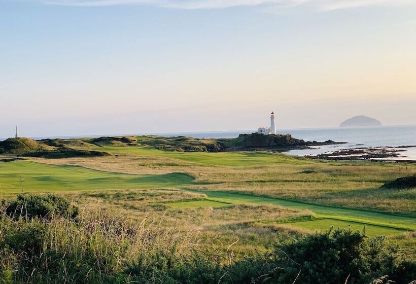 ホテル Woodland Bay