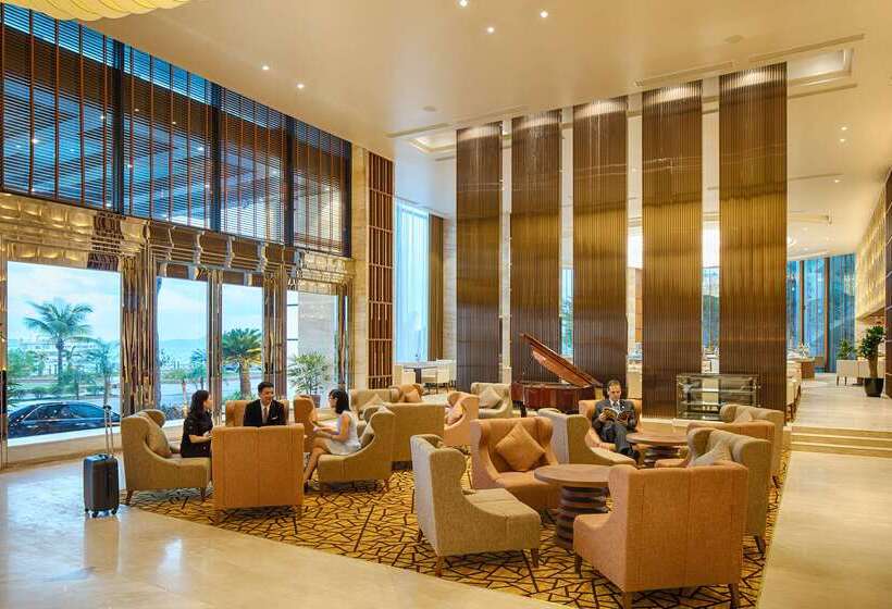 هتل Wyndham Legend Halong