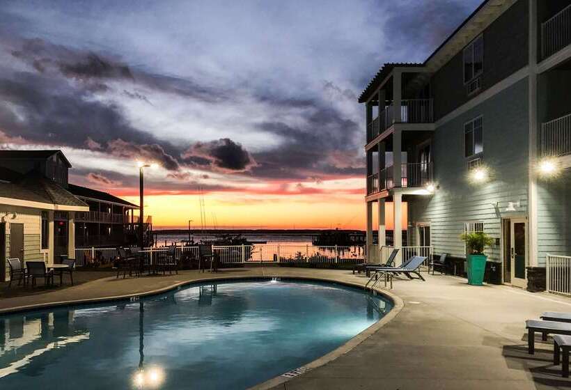 Marina Bay Hotel & Suites, Ascend Hotel Collection