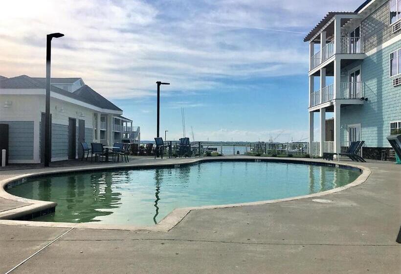 Marina Bay Hotel & Suites, Ascend Hotel Collection